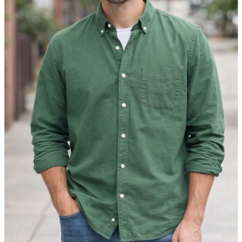J. Crew Men's Green Casual Button-Down Shirt